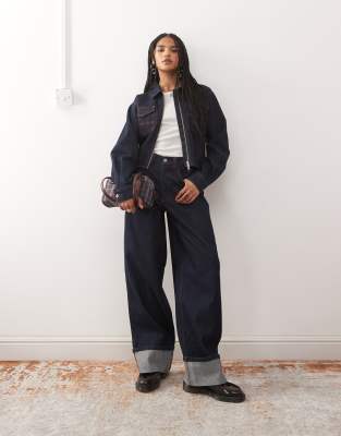 X002 - Jean baggy avec cintrée dos et ourlet retroussé - Brut délavé-Bleu marine W32 L26