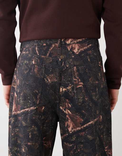 COLLUSION - x002 - Jeans ampi con stampa mimetica ispirata agli alberi, 4 di 5