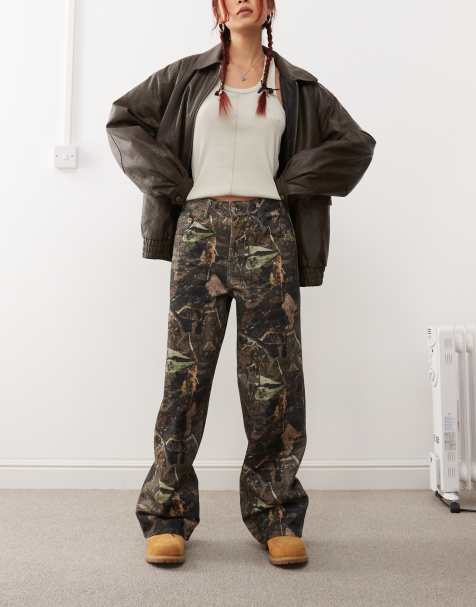 COLLUSION – x002 – Kamouflagemönstrade baggy jeans - view 1