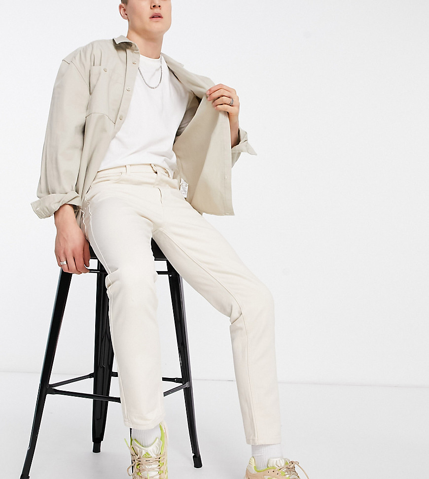 COLLUSION COLLUSION X003 TAPERED JEANS IN ECRU-WHITE,STACY MW