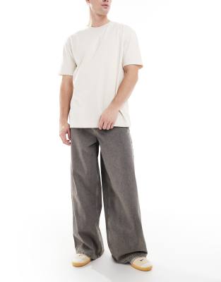X003 - Weit geschnittene Jeans in verwaschenem Grau mit mittelhohem Bund Grau W36 L30