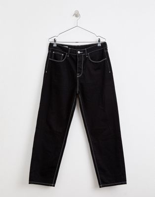 dark wash jeans with white stitching