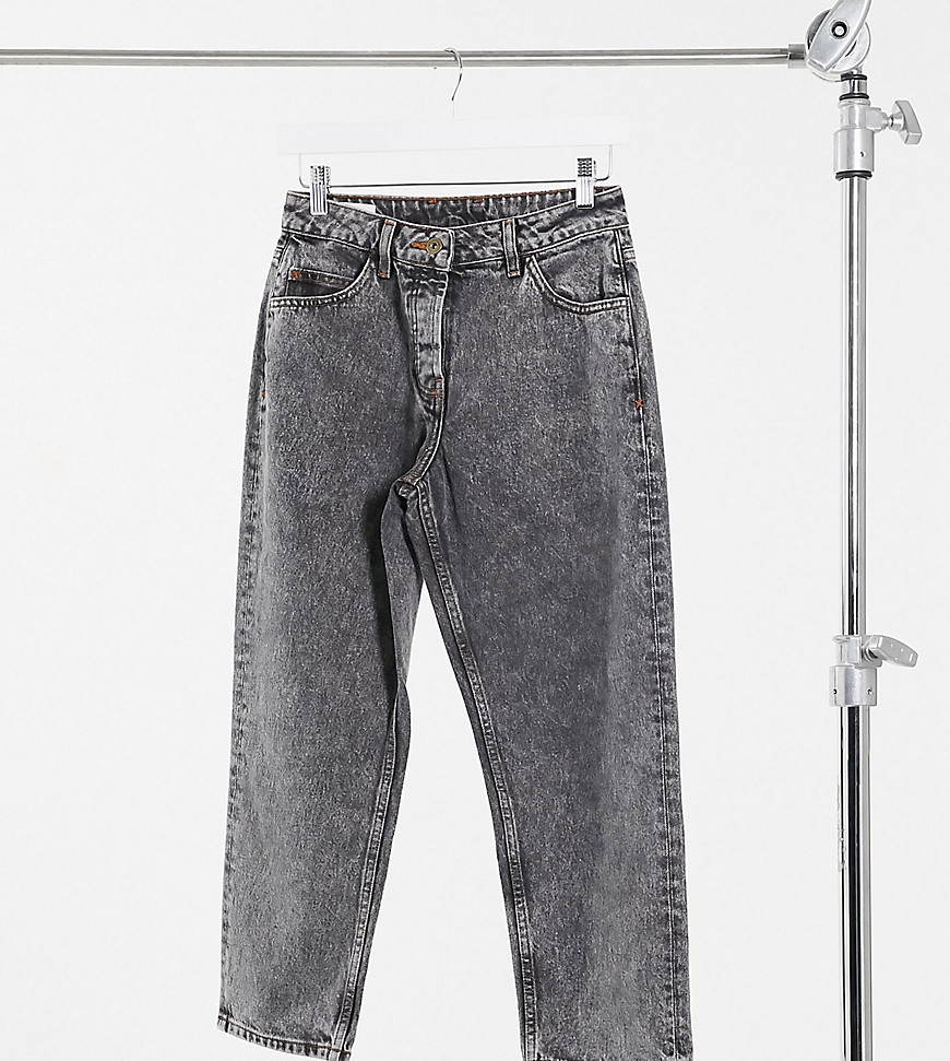 COLLUSION x005 Petite – Jeans mit gerade geschnittenen Beinen in verwaschenem Schwarz