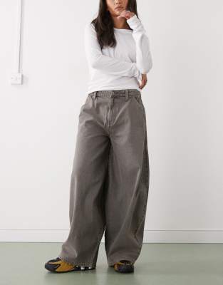 COLLUSION X006 - Jean XL bouffant taille basse - Gris délavé