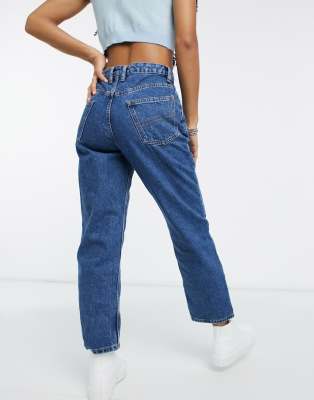 COLLUSION x006 - Mom jeans in donkerblauwe stonewash | ASOS