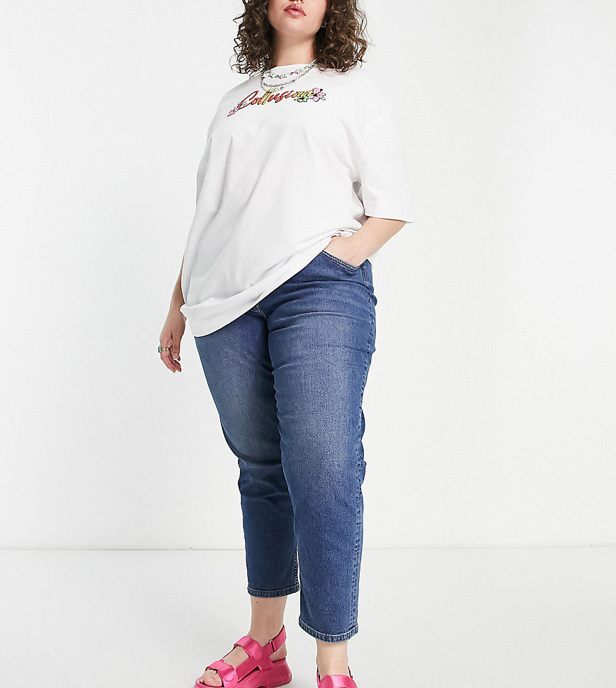 Plus-size jeans by COLLUSION Exclusive to ASOS High rise Belt loops Zip fly Five pockets Regular mom fit