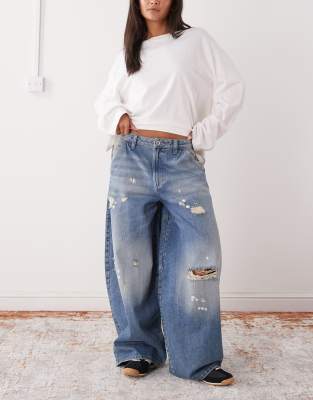 COLLUSION X006 XL balloon low rise jeans in worn wash-Blue