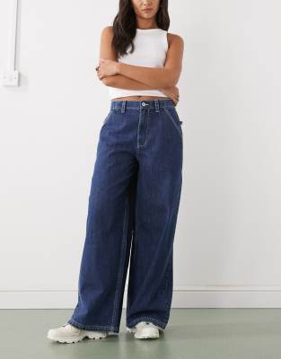 COLLUSION - x007 - Superweite, robuste Jeans in Rinse-Waschung mit niedrigem Bund-Marineblau