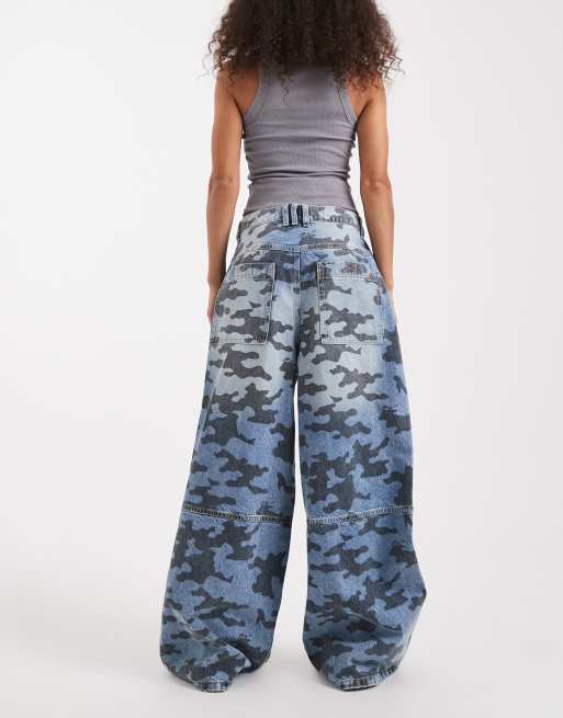 COLLUSION - X007 XL - Posede og lavtaljede jeans med camouflageprint, 2 af 5
