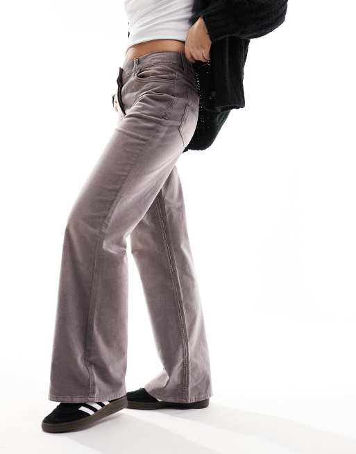 The Relaxed Flare Corduroy Pant