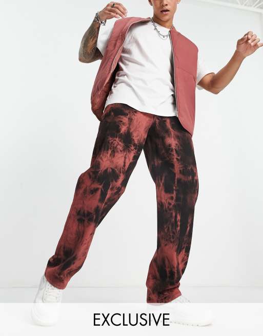 COLLUSION – x014 – Baggy Dad-Jeans im Stil der 90er in Rot mit Batik-Waschung