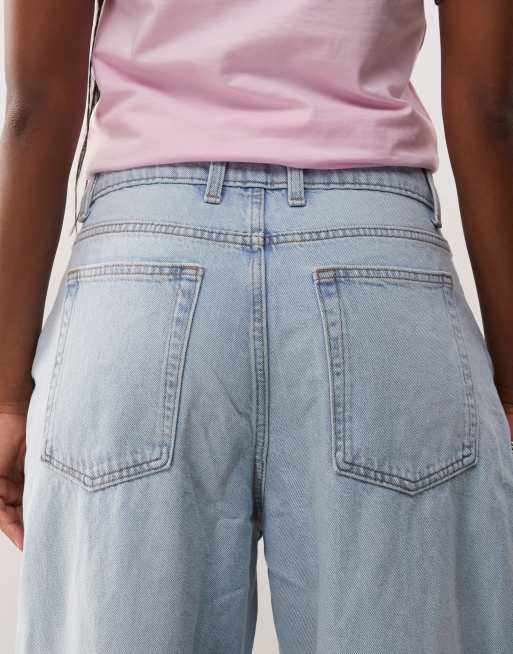 COLLUSION X014 mid rise antifit jeans in lightwash, 4 of 5