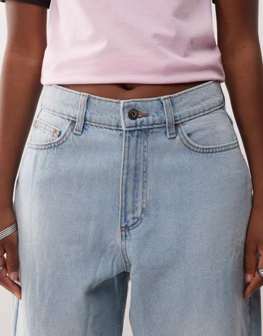 COLLUSION X014 mid rise antifit jeans in lightwash, 5 of 5