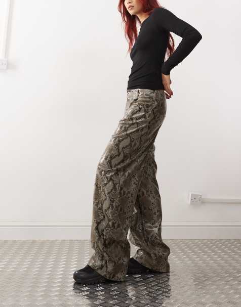COLLUSION - X015 - Pantalon baggy en PU à imprimé serpent - view 1