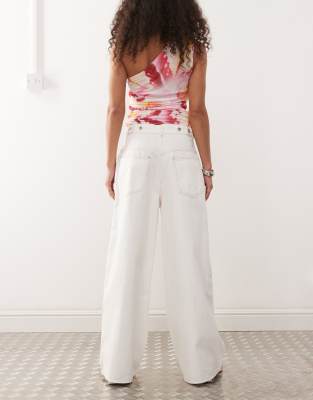 Collusion Xl Baggy Jean In White