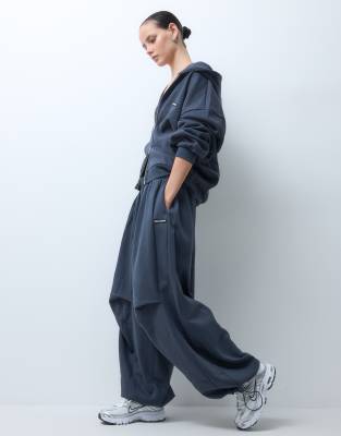 Joggers 2
