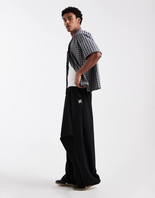 COLLUSION - XL baggy nylon joggingbroek in zwart, 2 van 5