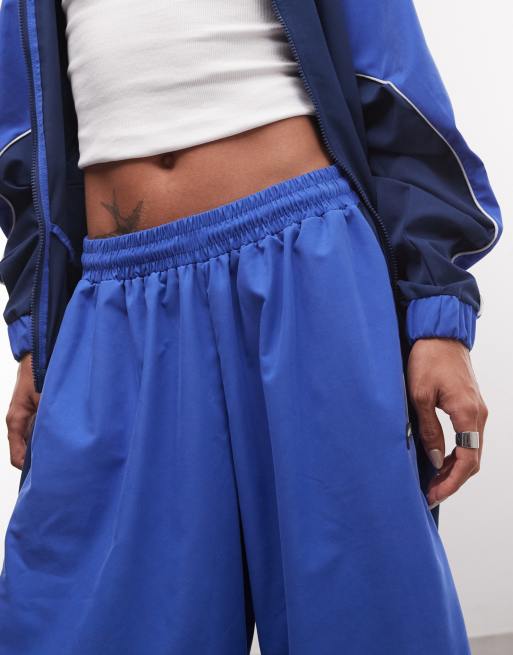 COLLUSION xl baggy panel nylon sweatpants in blue & navy, 4 of 5