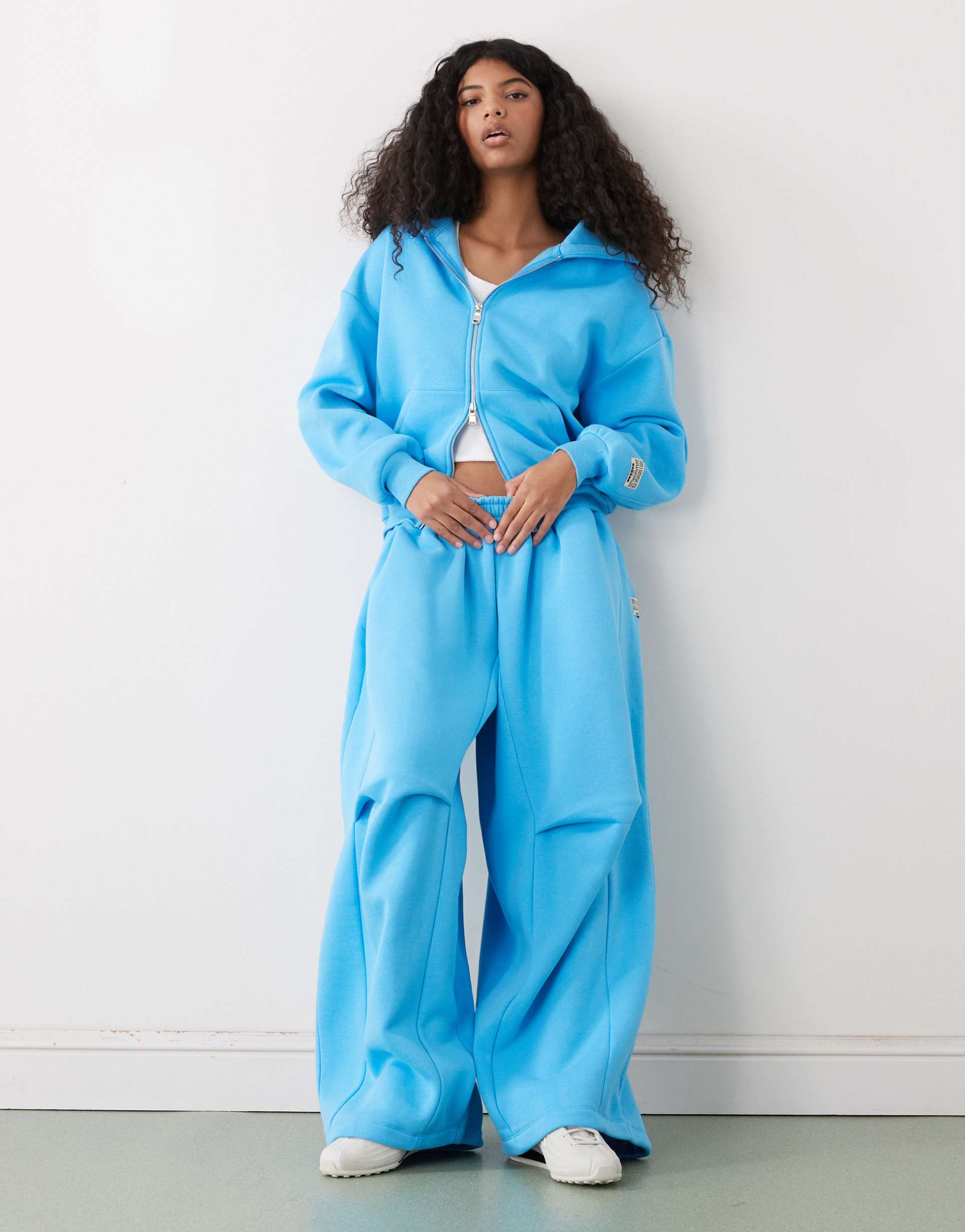 collusion xl baggy sweatpants in blue - part of a set