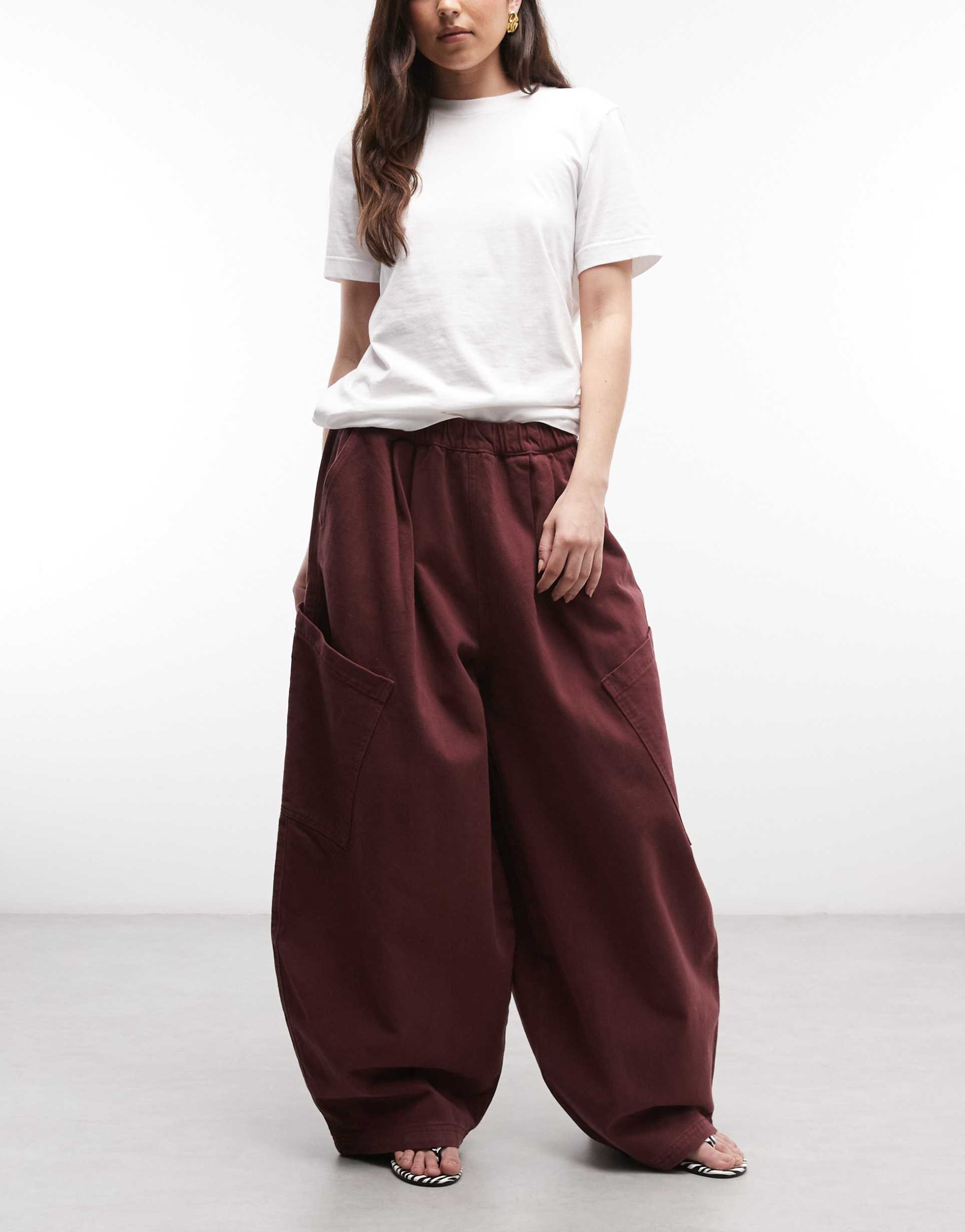 collusion xl balloon cargo pants in plum