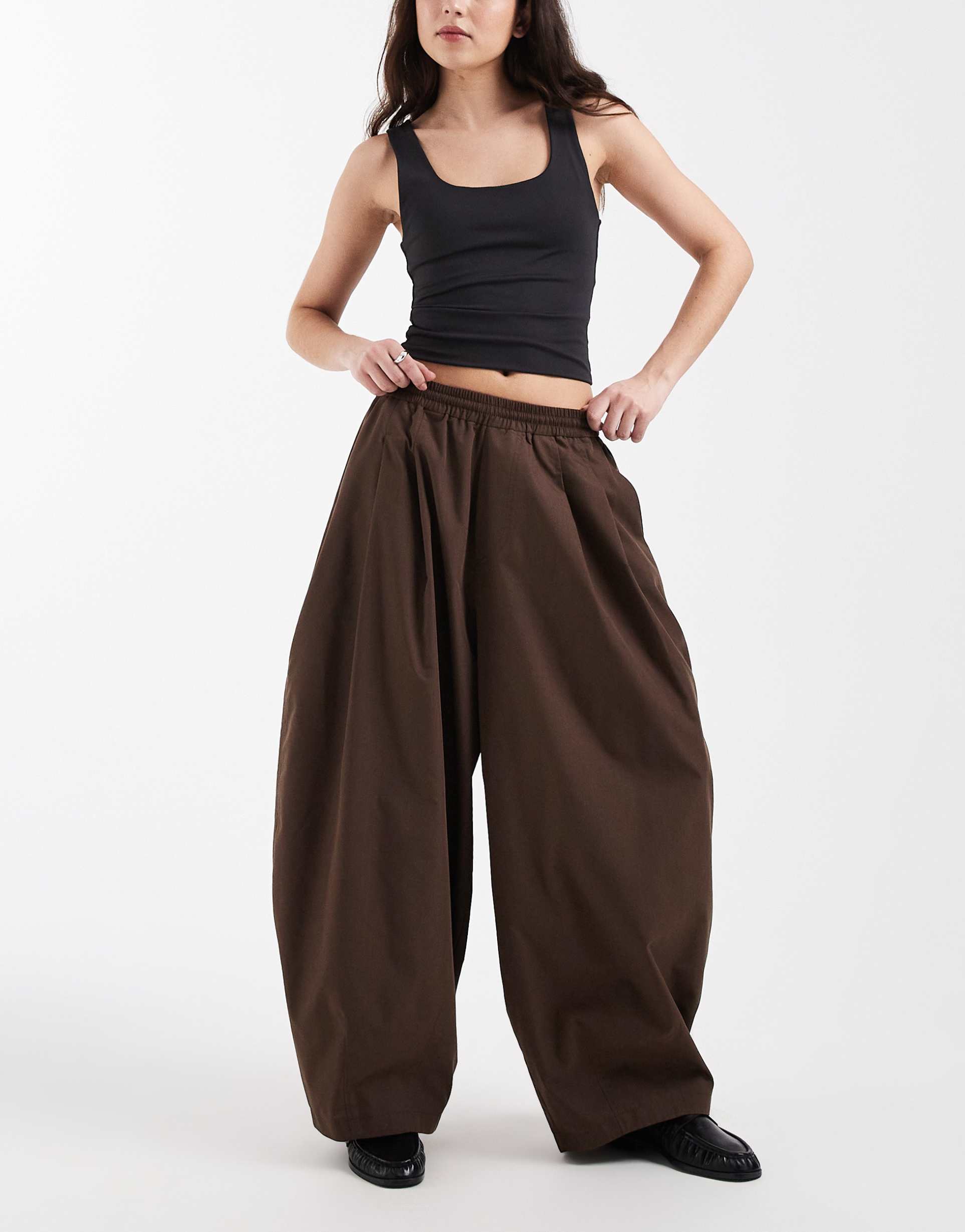 collusion xl balloon leg pants in chocolate