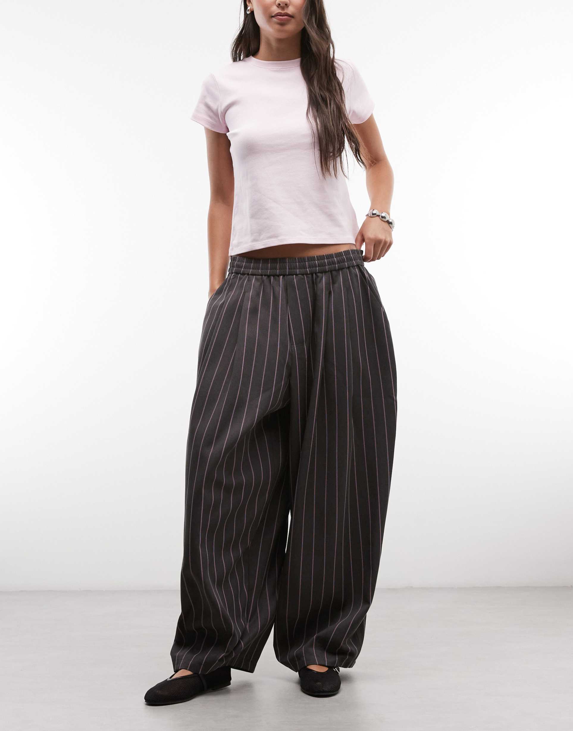 collusion xl balloon pants in charcoal with pink pinstripes