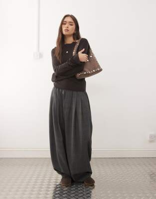 COLLUSION XL balloon pants in gray plaid