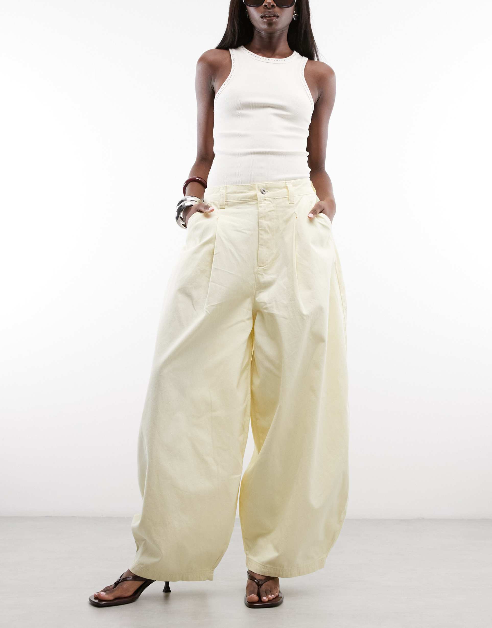 collusion xl balloon pants with pleats in buttermilk