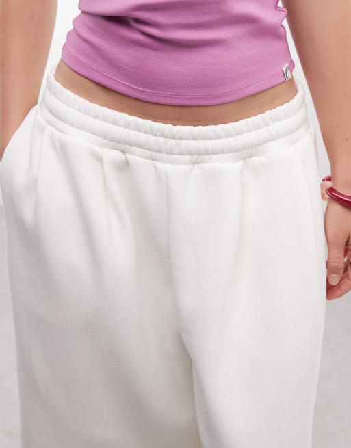COLLUSION – XL – Naturvita, baggy mjukisshorts i lång modell, 3 av 5