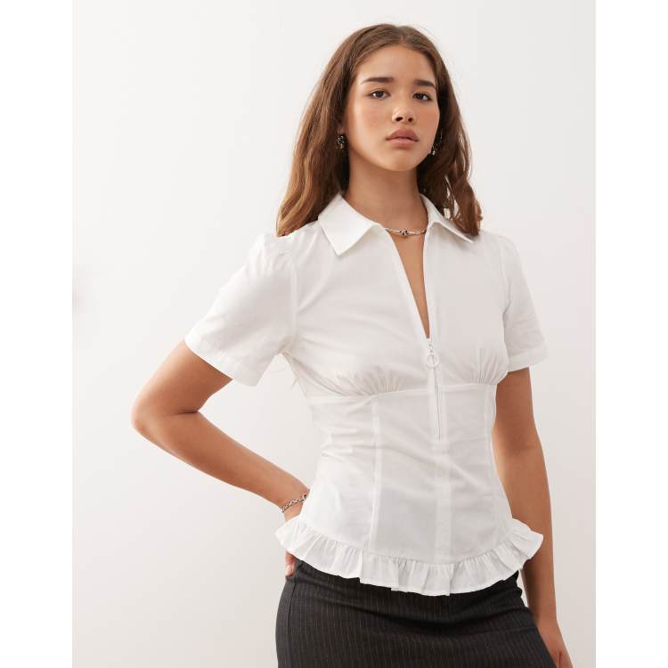 208920365-1-white?$n_750w$&wid