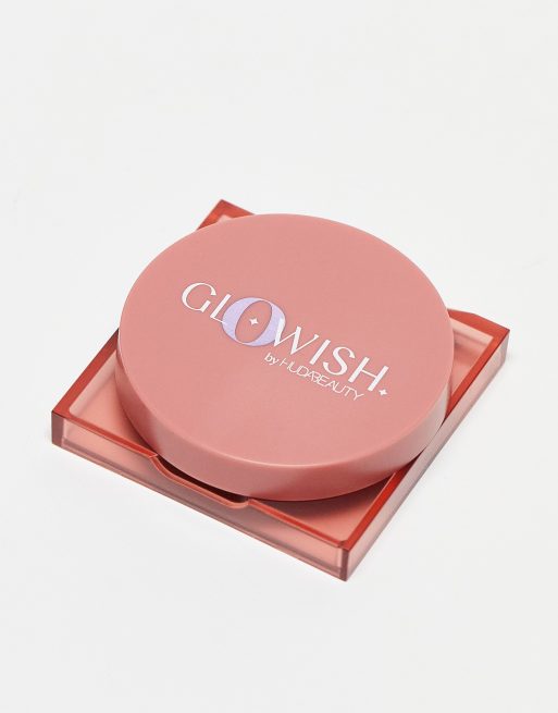 Colorete en polvo GloWish Cheeky de Huda Beauty: Tono Sassy Saffron, 3 de 4