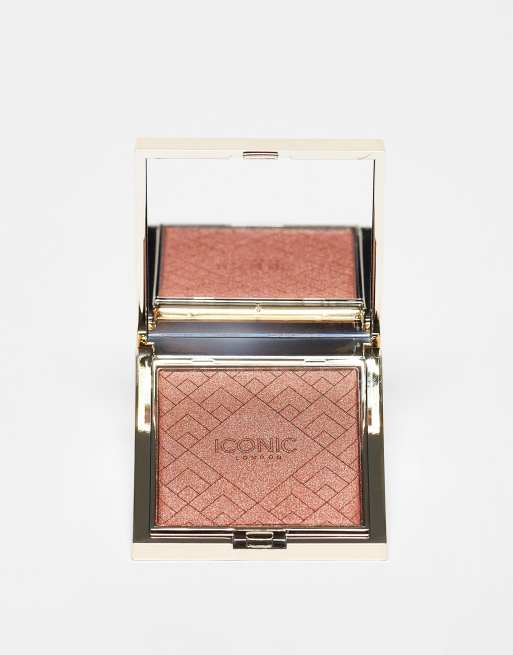 Colorete iluminador Kissed by the Sun de Iconic London: Tono So Cheeky