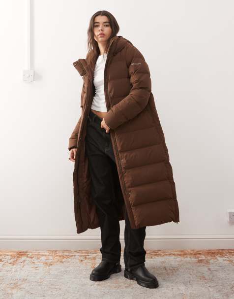 Columbia – Amaze – Langer Puffermantel in Braun mit Kapuze - view 1