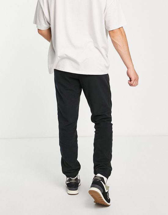 https://images.asos-media.com/products/columbia-backbowl-sweatpants-in-black-exclusive-at-asos/201642442-2?$n_550w$&wid=550&fit=constrain