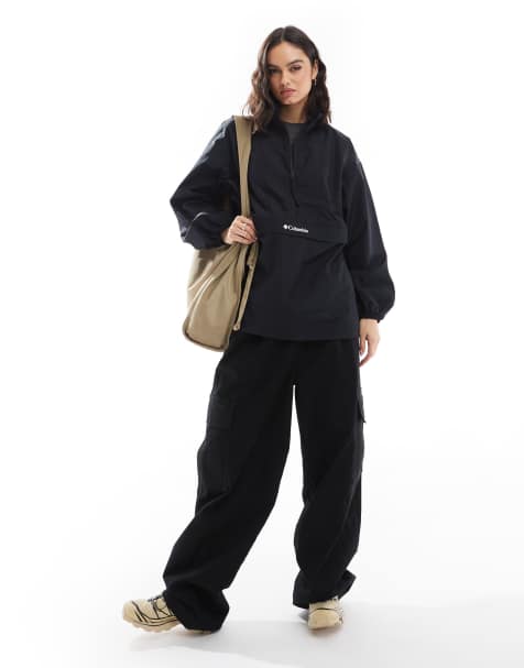 Columbia Boundless Adventure anorak in black - view 1