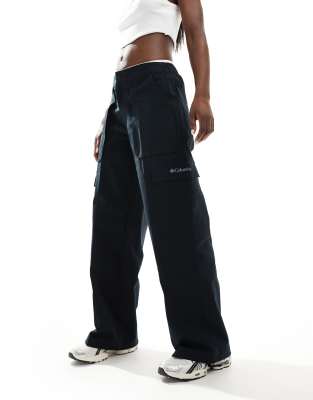 Brea Falls cotton ripstop pants in black