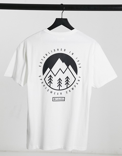 Columbia Cades Cove Outdoor Park t-shirt in white Exclusive at ASOS
