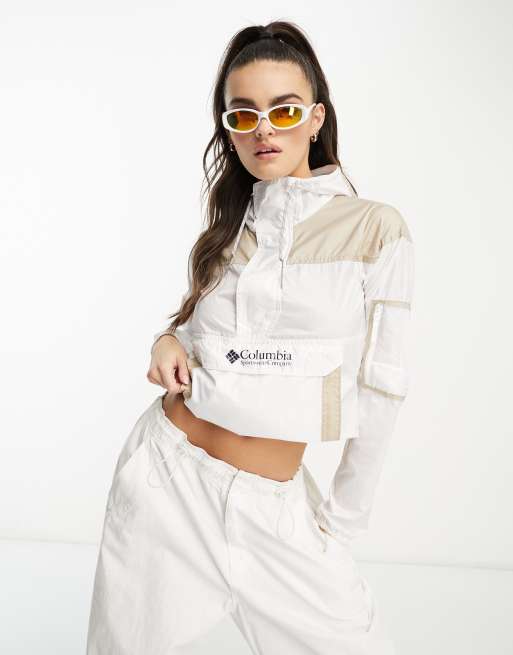 Columbia Challenger hooded windbreaker in white and beige