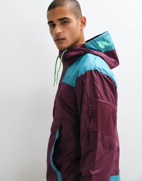 Columbia Challenger II windbreaker in maroon - view 1