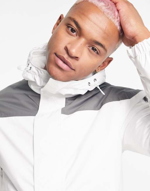 Columbia Challenger insulated overhead jacket in grey and white | ASOS
