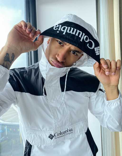 Columbia Challenger overhead windbreaker in white and grey