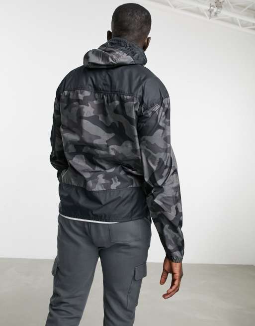 Columbia Challenger Windbreaker jacket in black camo