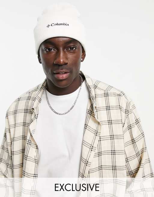 Columbia - City Trek - Beanie in wit, exclusief bij ASOS 