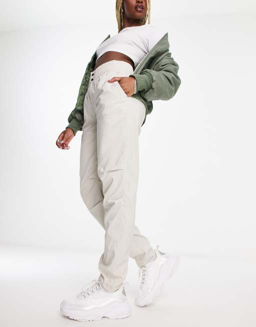 Carhartt WIP Collins relaxed twill cargo pants in khaki