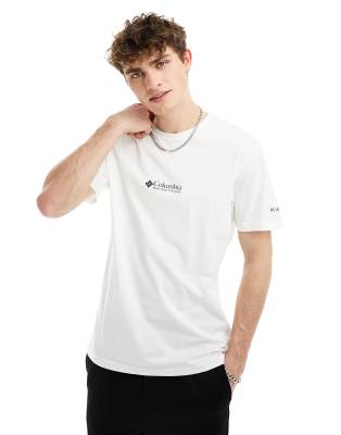 CSC basic logo T-shirt in white Exclusive to ASOS