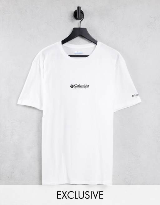 Columbia – CSC Basic – Vit t-shirt med logga – Endast hos ASOS 