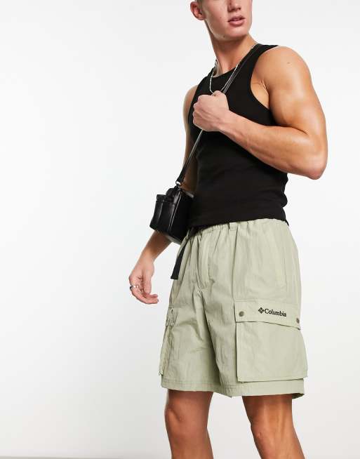 Khaki store columbia shorts