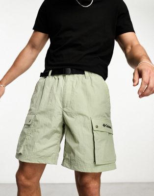 Columbia Doverwood crinkle utility shorts in khaki