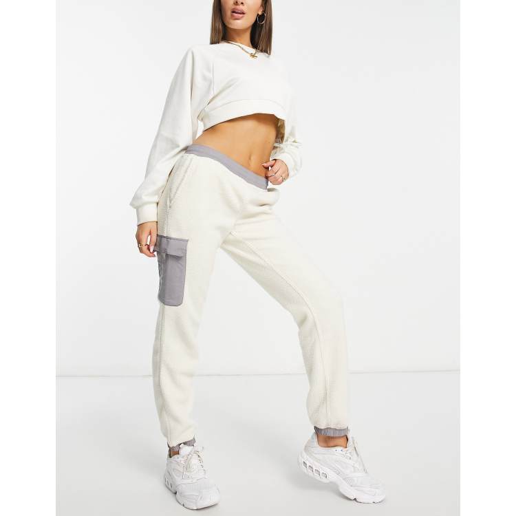 Champion sherpa hot sale joggers