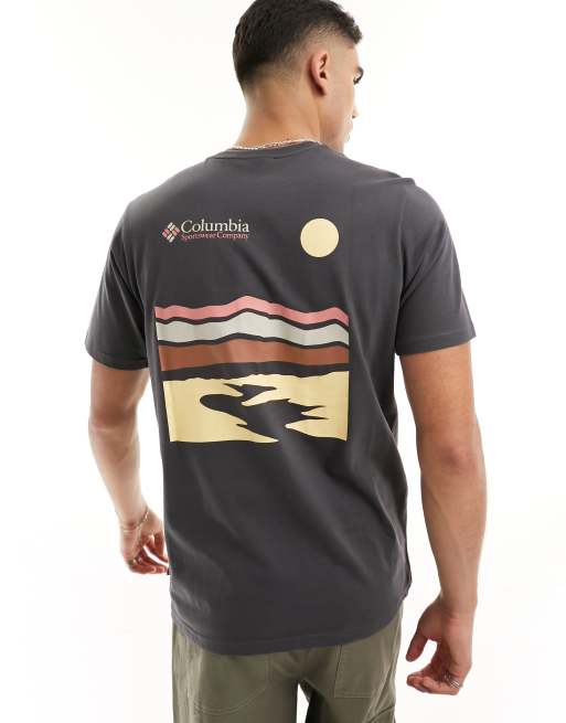 Columbia - Explorers Canyon - T-shirt met bergprint op de achterkant in zwart